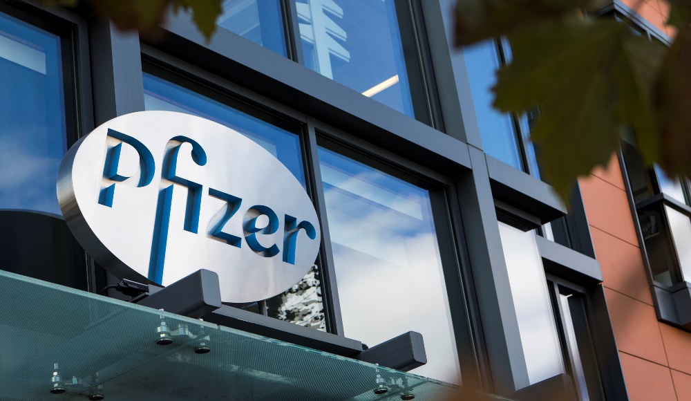Pfizer: Doza perforcuese do kombinohet me vaksinen e pneumonise